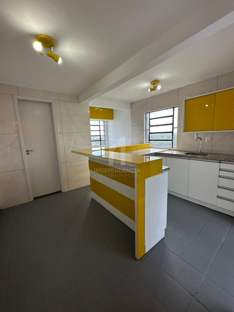 COBERTURA DUPLEX 2 quartos  no bairro VILA JARDIM em PORTO ALEGRE