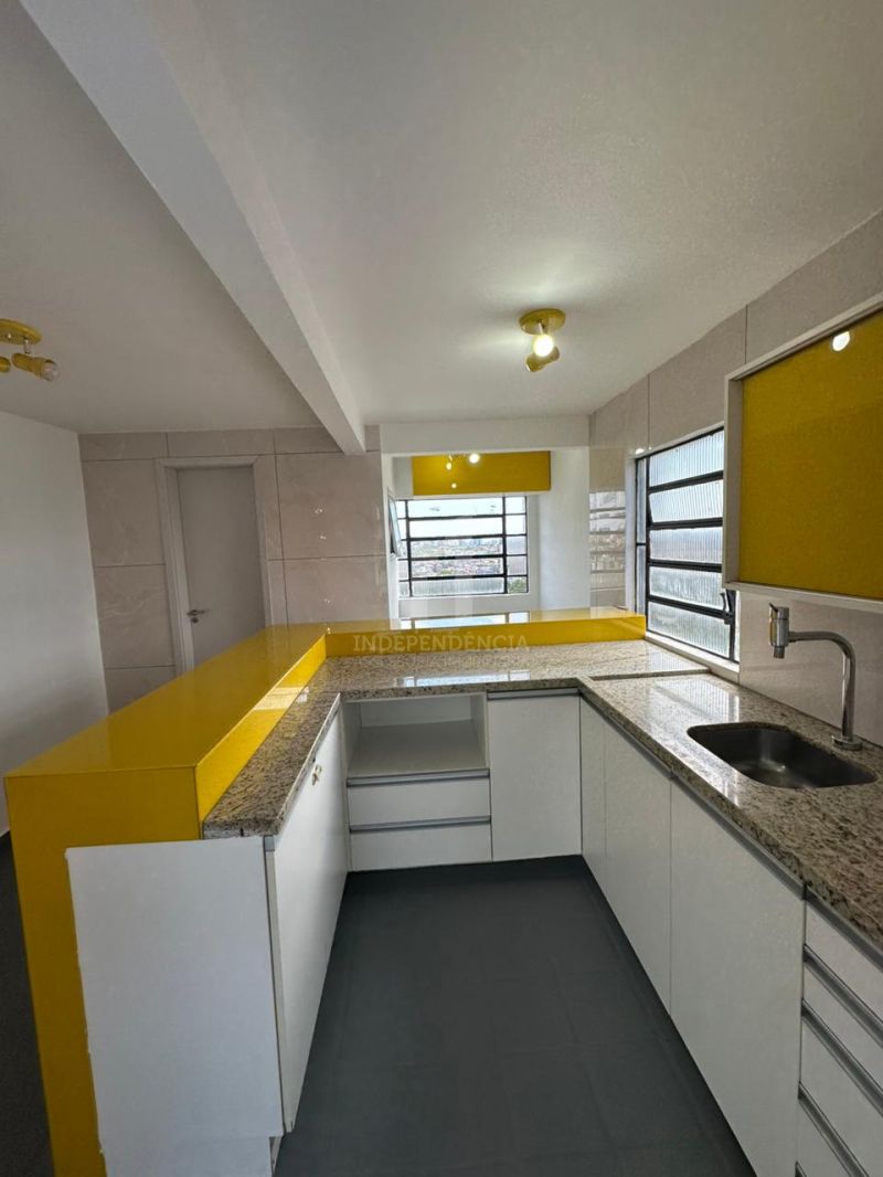 COBERTURA DUPLEX 2 quartos  no bairro VILA JARDIM em PORTO ALEGRE