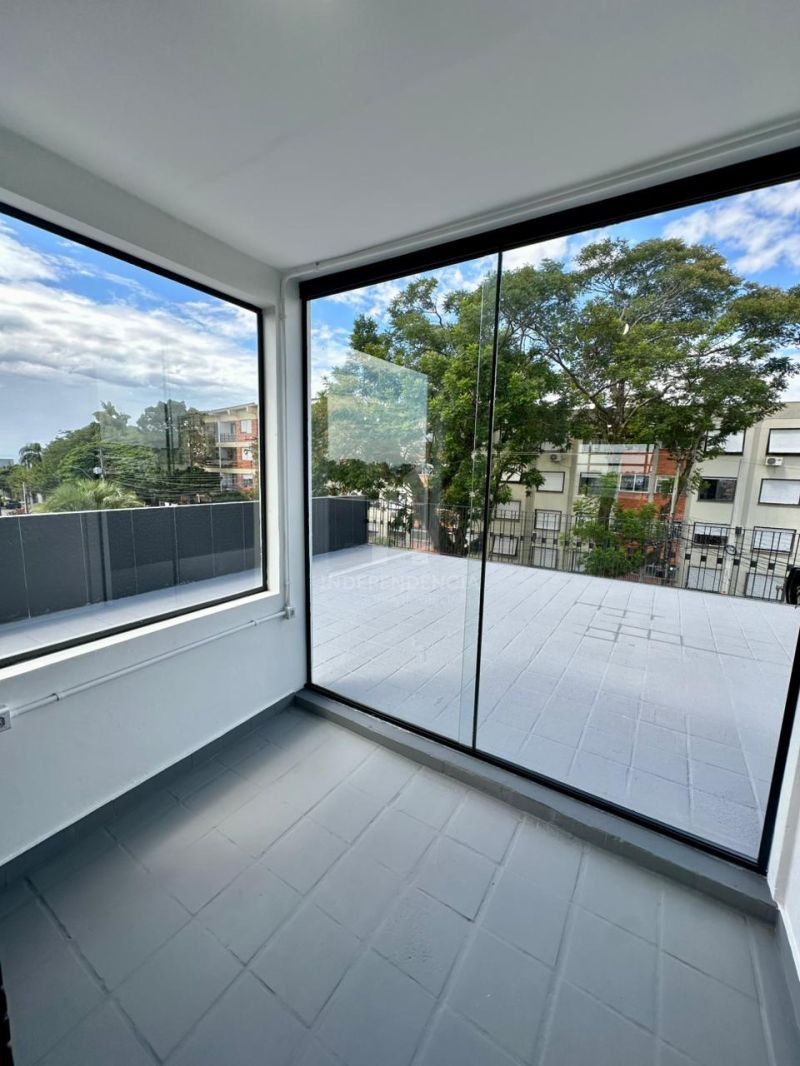 COBERTURA DUPLEX 2 quartos  no bairro VILA JARDIM em PORTO ALEGRE