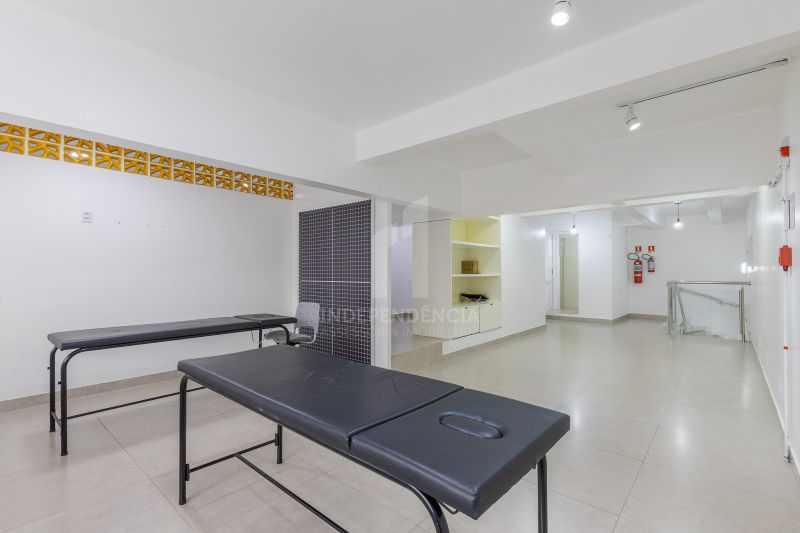 LOJA COMERCIAL no bairro CENTRO HISTÓRICO em PORTO ALEGRE