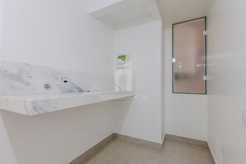 LOJA COMERCIAL no bairro CENTRO HISTÓRICO em PORTO ALEGRE