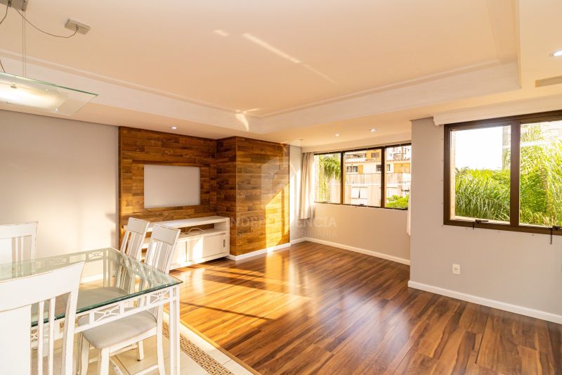 APARTAMENTO 3 quartos  no bairro PETRÓPOLIS em PORTO ALEGRE