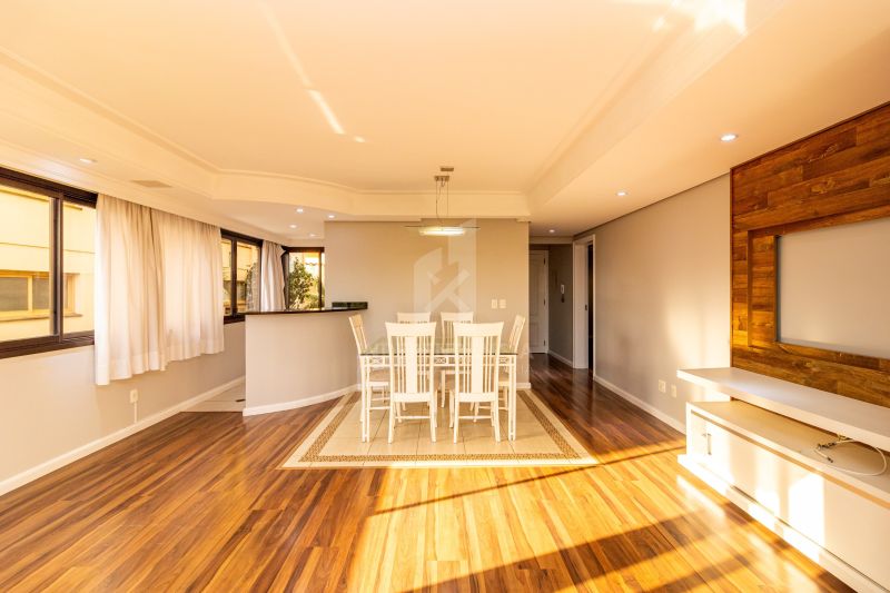 APARTAMENTO 3 quartos  no bairro PETRÓPOLIS em PORTO ALEGRE