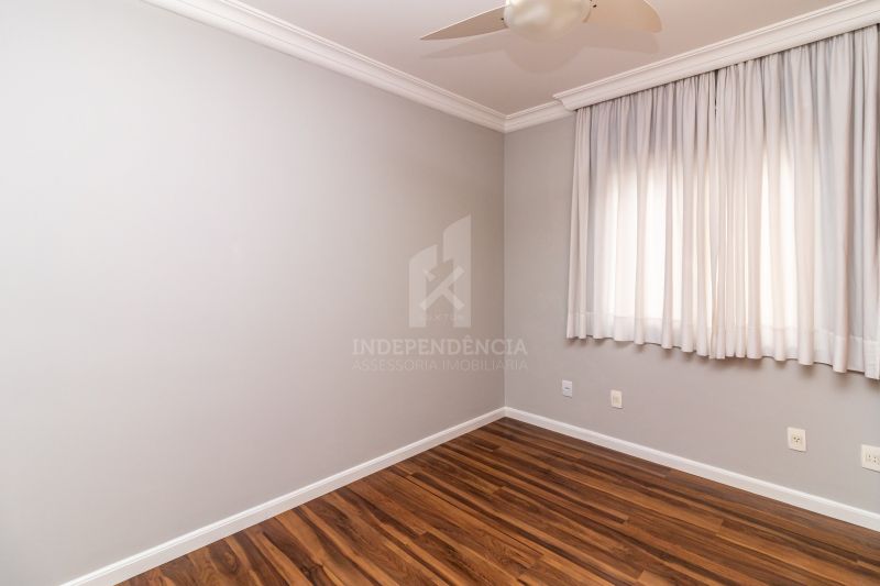 APARTAMENTO 3 quartos  no bairro PETRÓPOLIS em PORTO ALEGRE