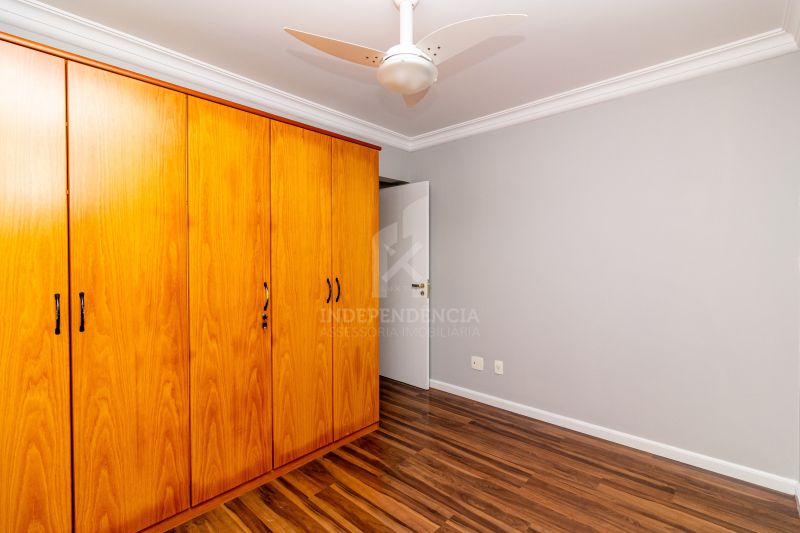 APARTAMENTO 3 quartos  no bairro PETRÓPOLIS em PORTO ALEGRE