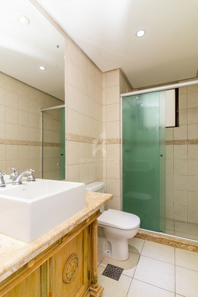 APARTAMENTO 3 quartos  no bairro PETRÓPOLIS em PORTO ALEGRE