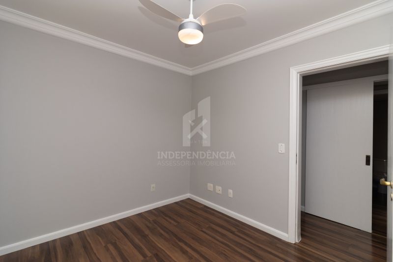 APARTAMENTO 3 quartos  no bairro PETRÓPOLIS em PORTO ALEGRE