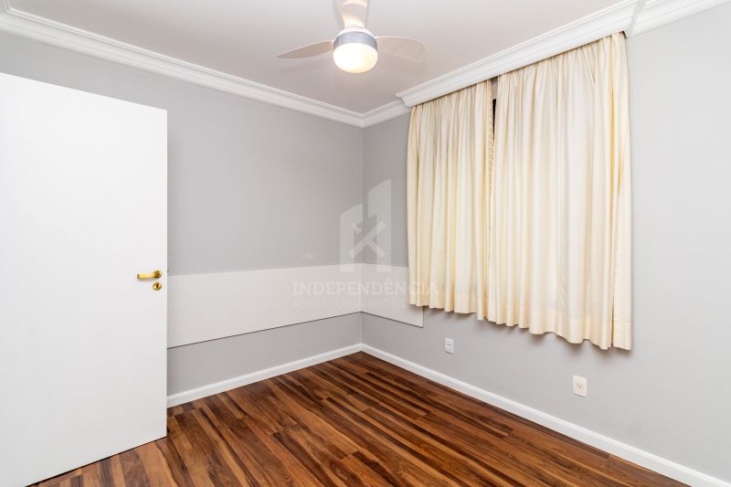 APARTAMENTO 3 quartos  no bairro PETRÓPOLIS em PORTO ALEGRE