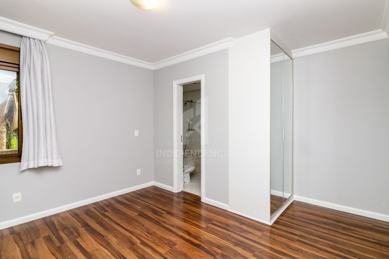 APARTAMENTO 3 quartos  no bairro PETRÓPOLIS em PORTO ALEGRE