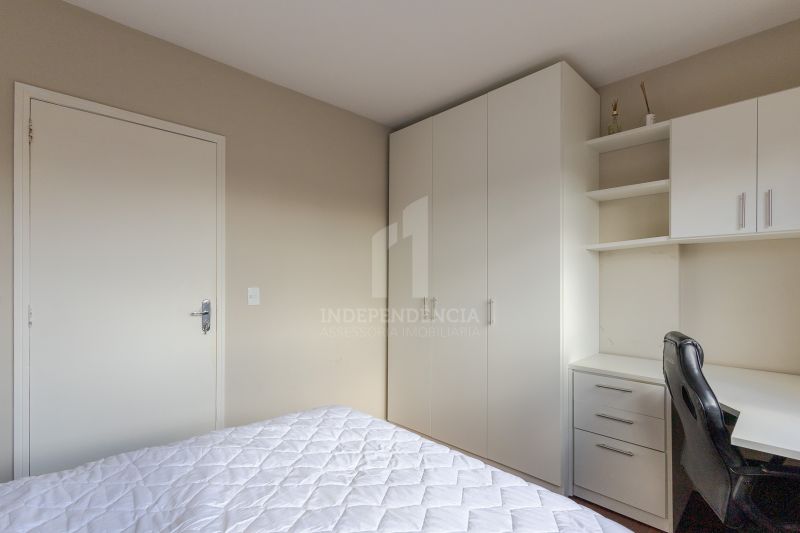 APARTAMENTO 2 quartos  no bairro SANTA CECÍLIA em PORTO ALEGRE