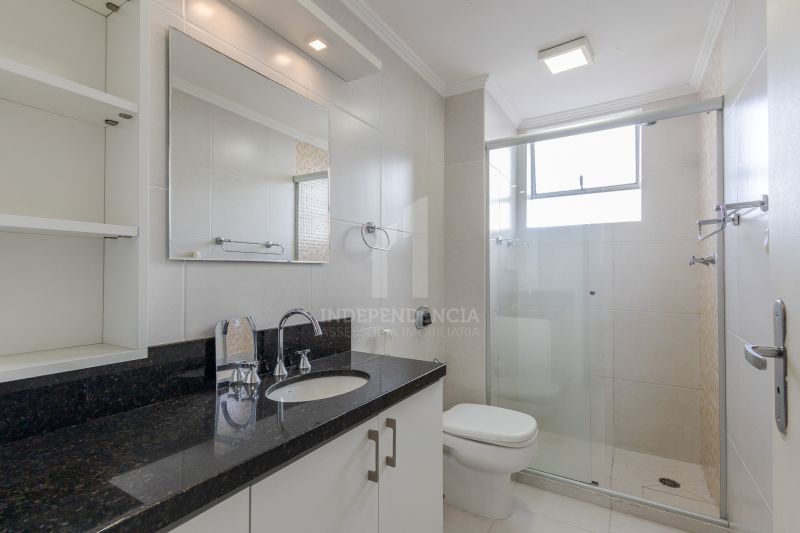 APARTAMENTO 2 quartos  no bairro SANTA CECÍLIA em PORTO ALEGRE