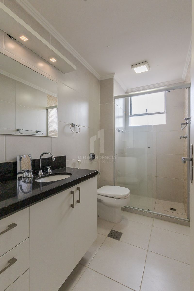 APARTAMENTO 2 quartos  no bairro SANTA CECÍLIA em PORTO ALEGRE