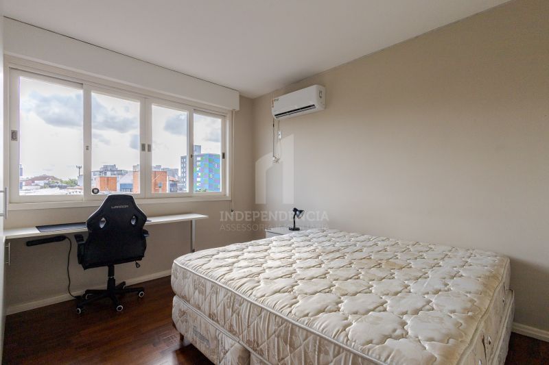 APARTAMENTO 2 quartos  no bairro SANTA CECÍLIA em PORTO ALEGRE