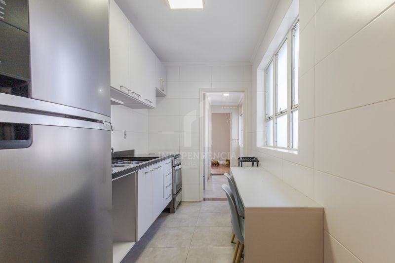 APARTAMENTO 2 quartos  no bairro SANTA CECÍLIA em PORTO ALEGRE