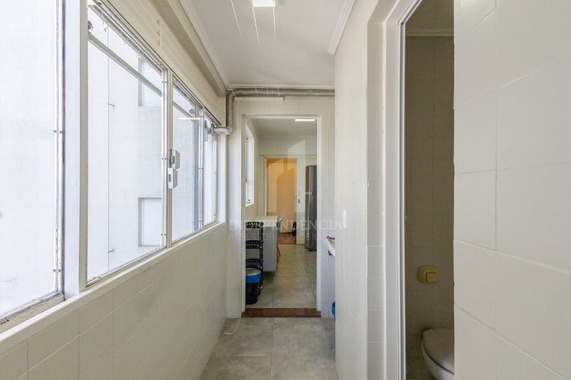 APARTAMENTO 2 quartos  no bairro SANTA CECÍLIA em PORTO ALEGRE