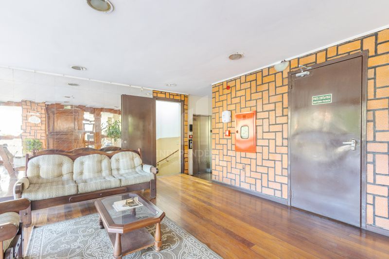 APARTAMENTO 2 quartos  no bairro SANTA CECÍLIA em PORTO ALEGRE