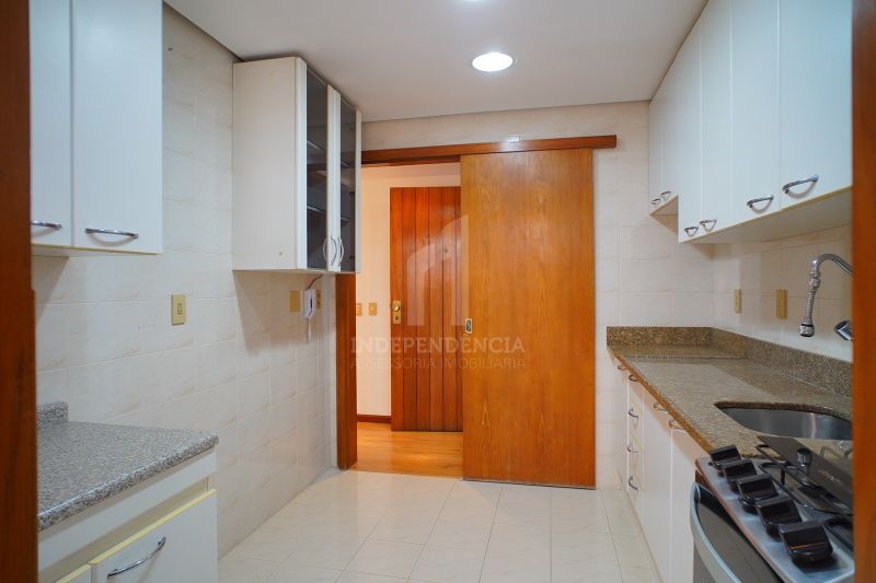 APARTAMENTO 3 quartos  no bairro PETRÓPOLIS em PORTO ALEGRE