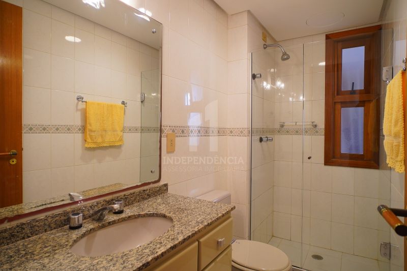APARTAMENTO 3 quartos  no bairro PETRÓPOLIS em PORTO ALEGRE