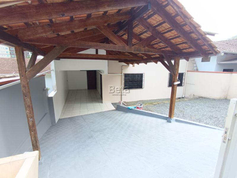 Casa para alugar no bairro VILA NOVA