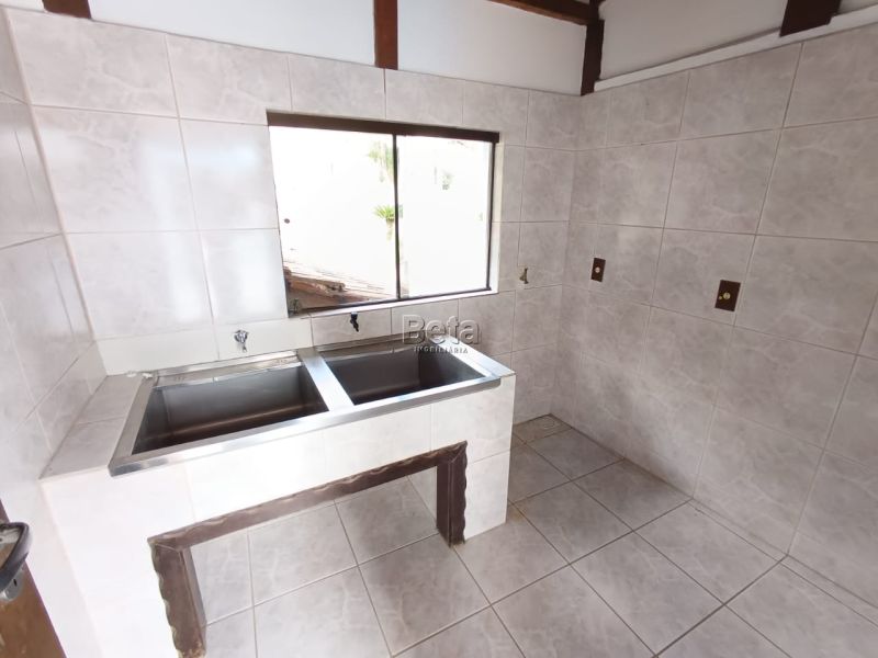 Casa para alugar no bairro VILA NOVA