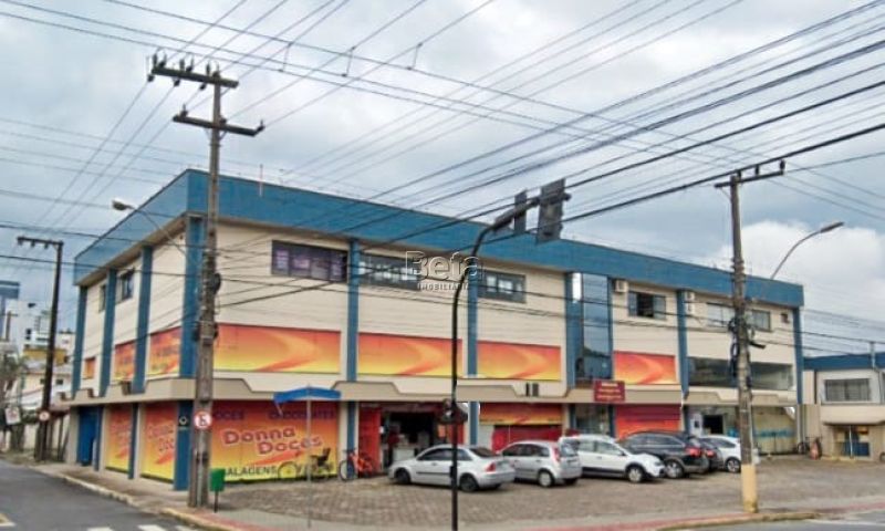 Sala no bairro Centro em Jaragua Do Sul