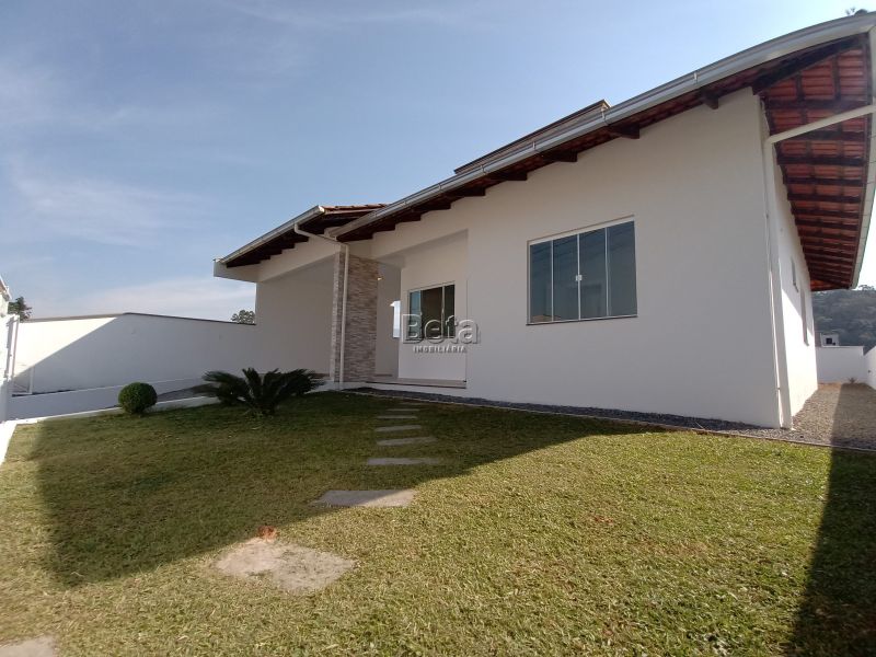 Casa 3 quartos no bairro TRES RIOS DO NORTE em JARAGUA DO SUL/SC - Loja Imobiliária o seu portal de imóveis para alugar, aluguel e locação