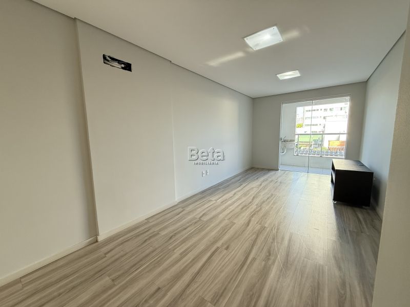 Apto para alugar no bairro CENTRO