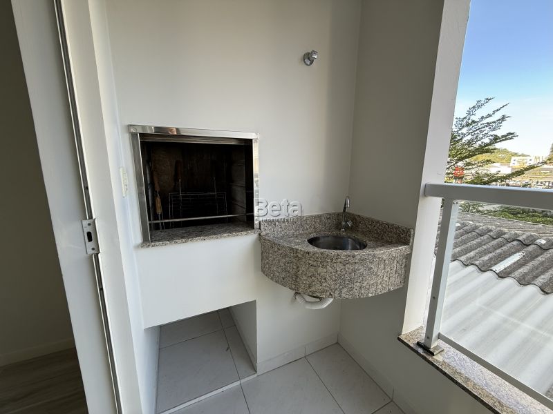 Apto para alugar no bairro CENTRO