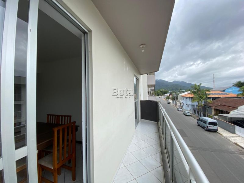 Apto para alugar no bairro RAU