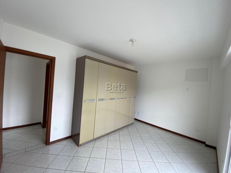 Apto para alugar no bairro RAU