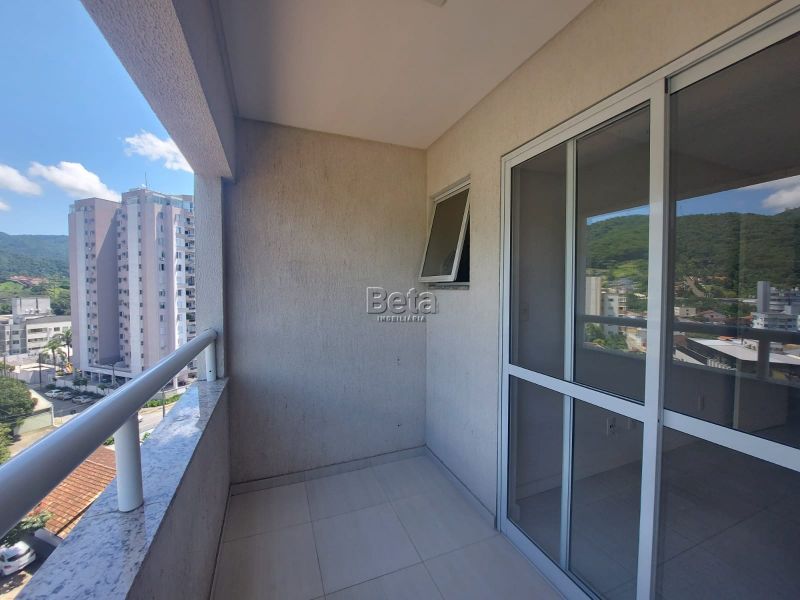 Apto para alugar no bairro CENTRO