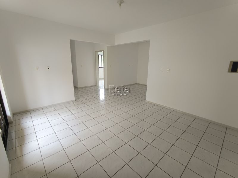 Apto para alugar no bairro ILHA DA FIGUEIRA