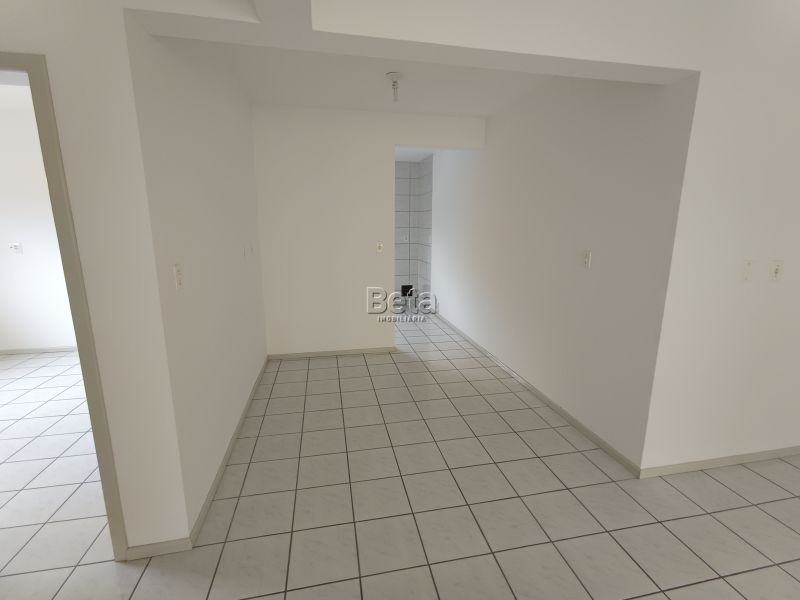 Apto para alugar no bairro ILHA DA FIGUEIRA