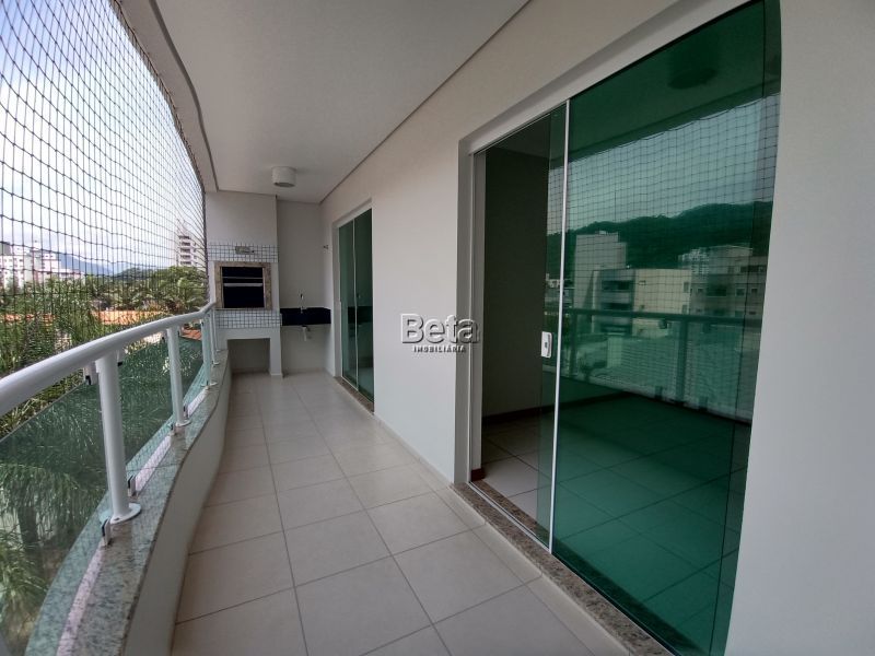 Apto para alugar no bairro VILA NOVA