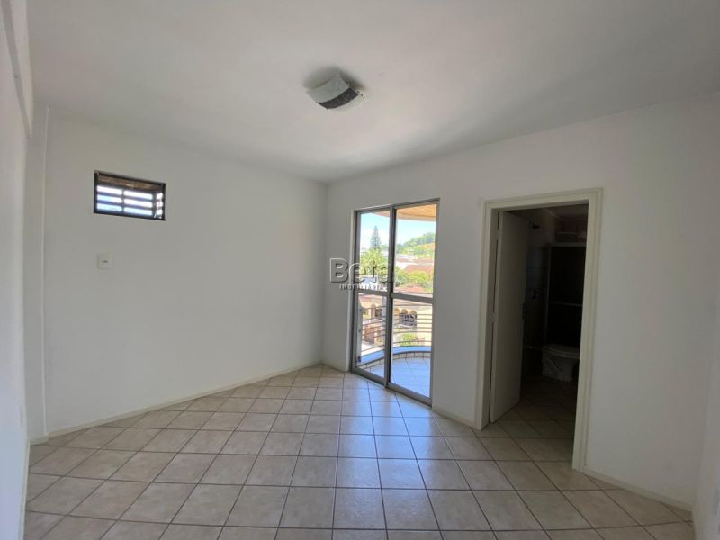 Apto para alugar no bairro CENTRO