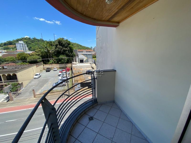 Apto para alugar no bairro CENTRO