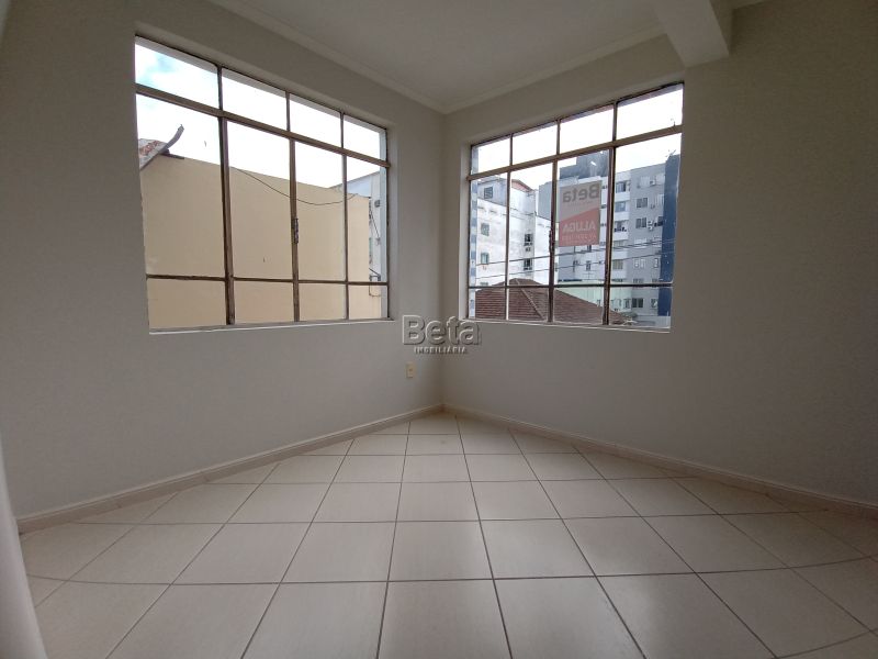 Apto para alugar no bairro CENTRO
