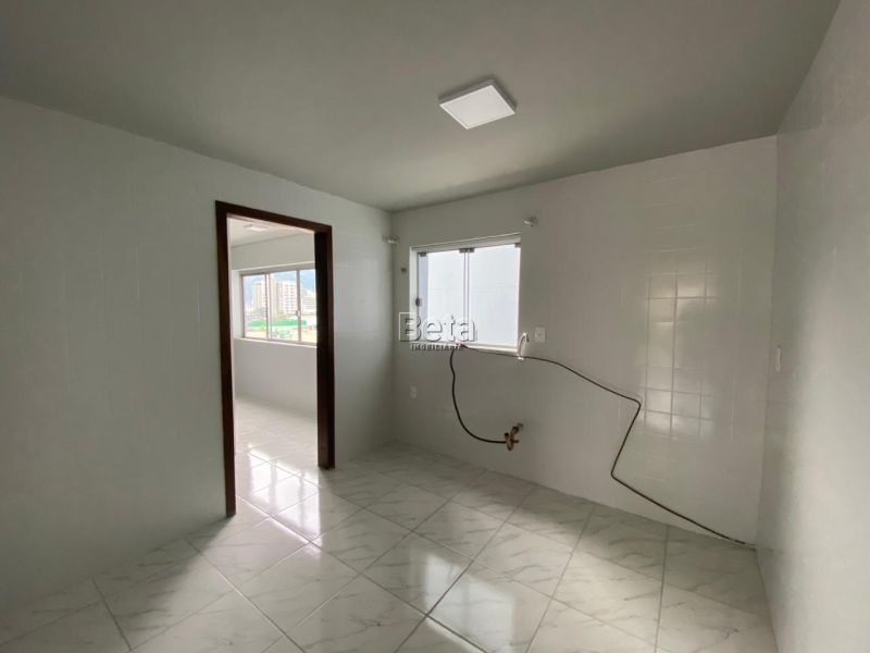 Apto para alugar no bairro CENTRO