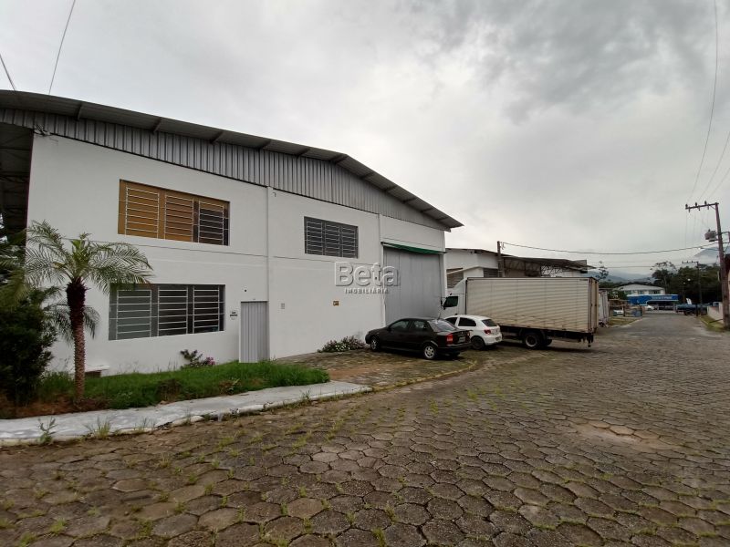 GalpÃ£o no bairro Imigrantes em Guaramirim