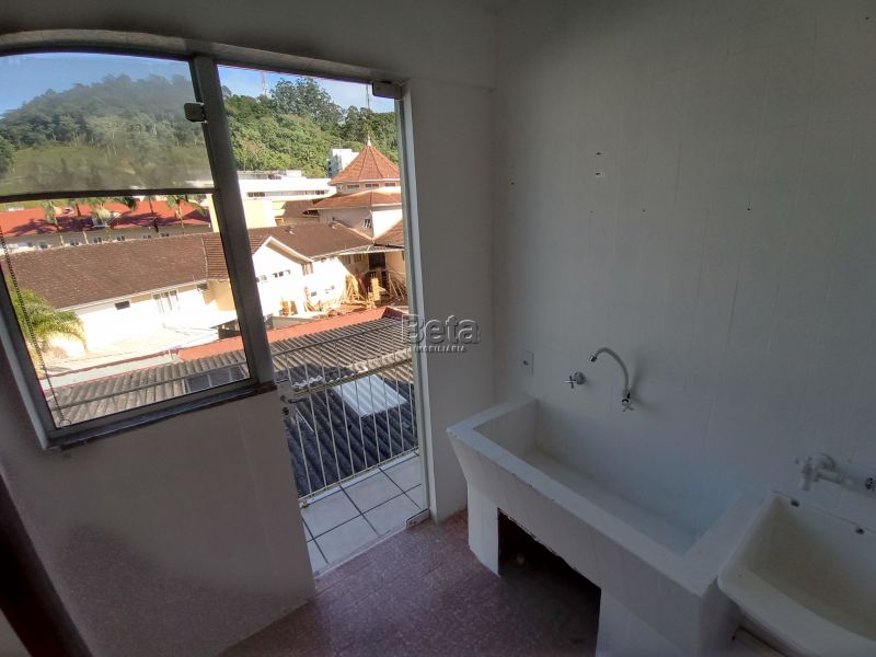 Apto para alugar no bairro CENTRO