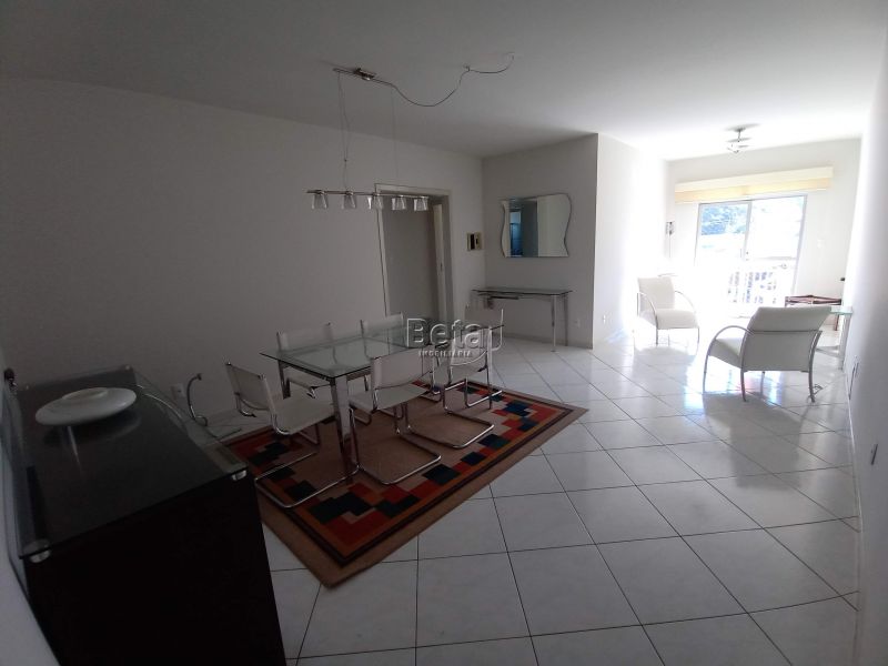 Apto para alugar no bairro CZERNIEWICZ