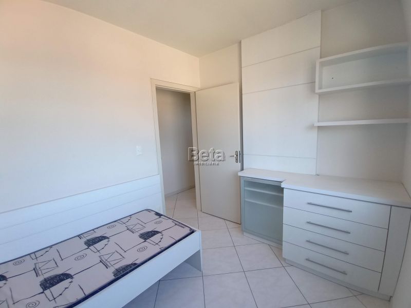 Apto para alugar no bairro CZERNIEWICZ