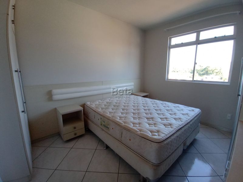 Apto para alugar no bairro CZERNIEWICZ