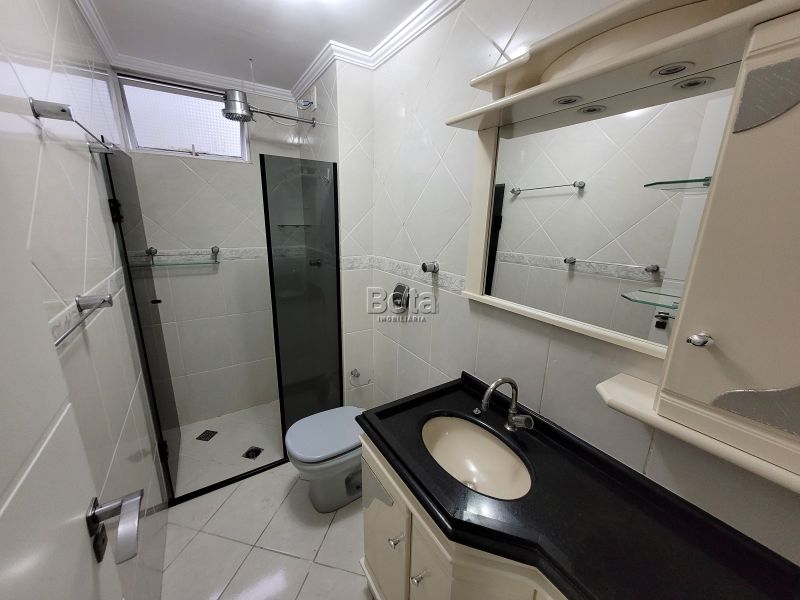 Apto para alugar no bairro CENTRO