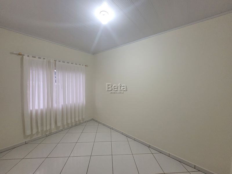 Casa para alugar no bairro BARRA DO RIO MOLHA