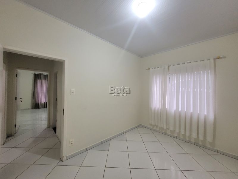 Casa para alugar no bairro BARRA DO RIO MOLHA