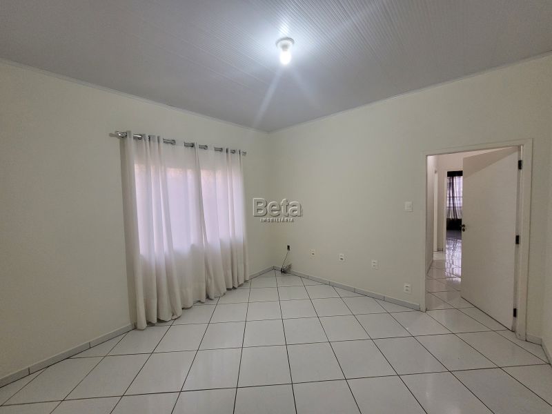 Casa para alugar no bairro BARRA DO RIO MOLHA