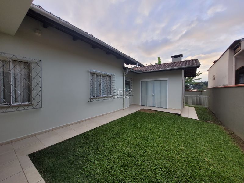 Casa para alugar no bairro BARRA DO RIO MOLHA