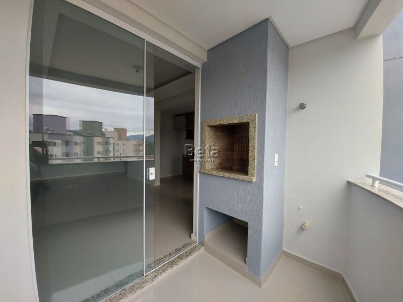 Apto para alugar no bairro AMIZADE