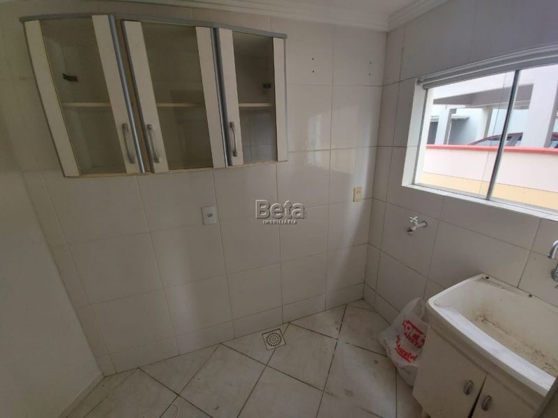 Apto para alugar no bairro CZERNIEWICZ